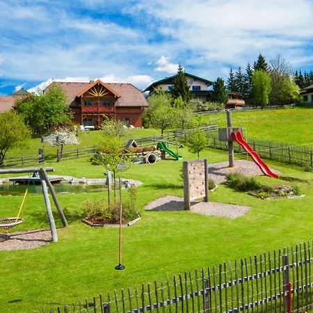 Familien-appartements Oerglwirt's Gut * ماريابفار