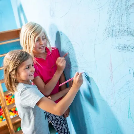 شقة Familien-appartements Oerglwirt's Gut ماريابفار