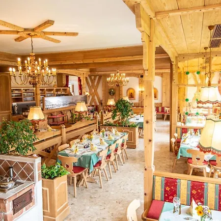شقة Familien-appartements Oerglwirt's Gut *